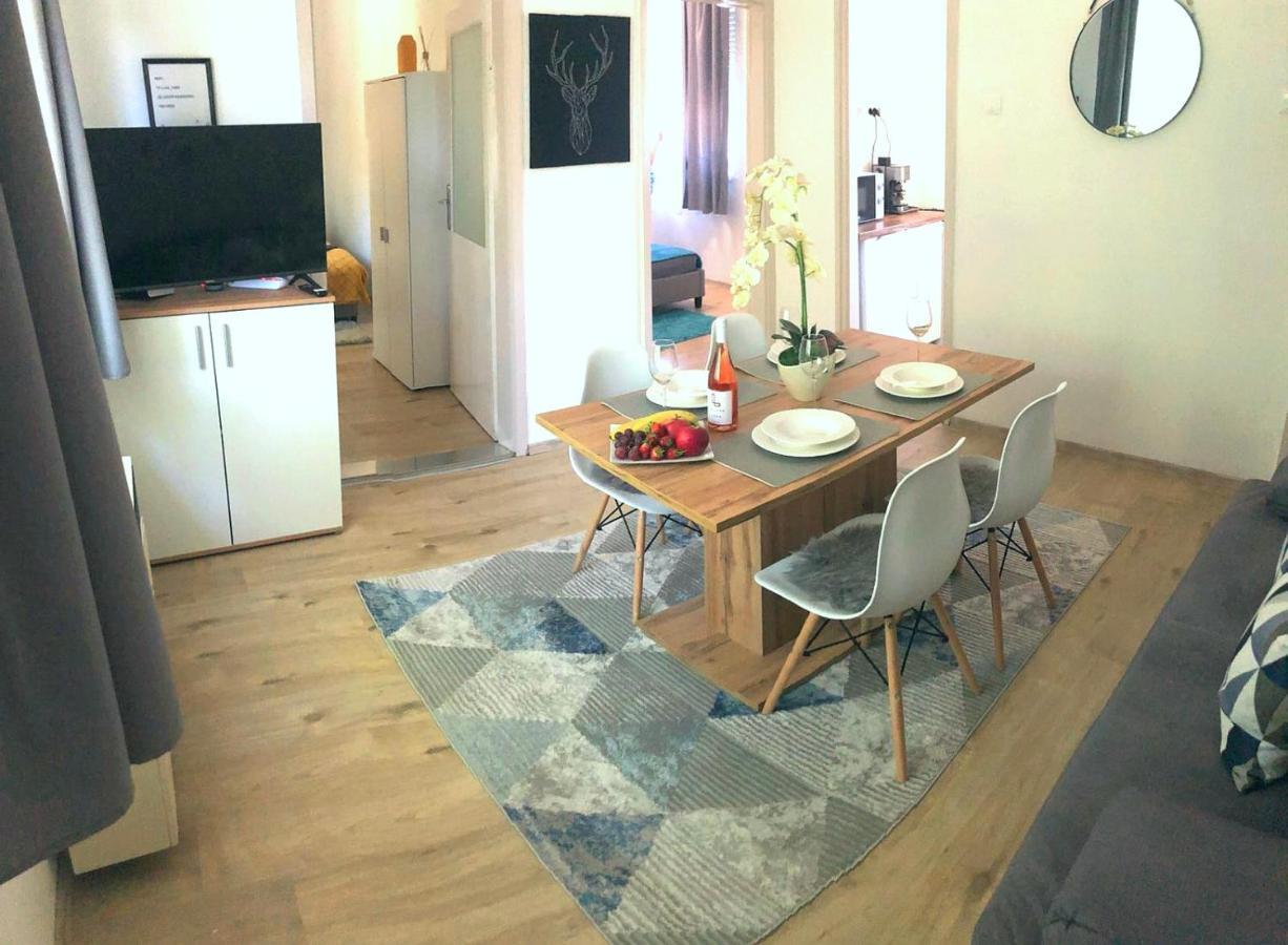 Belvarosi Lux Apartman Вашарошнамень Экстерьер фото