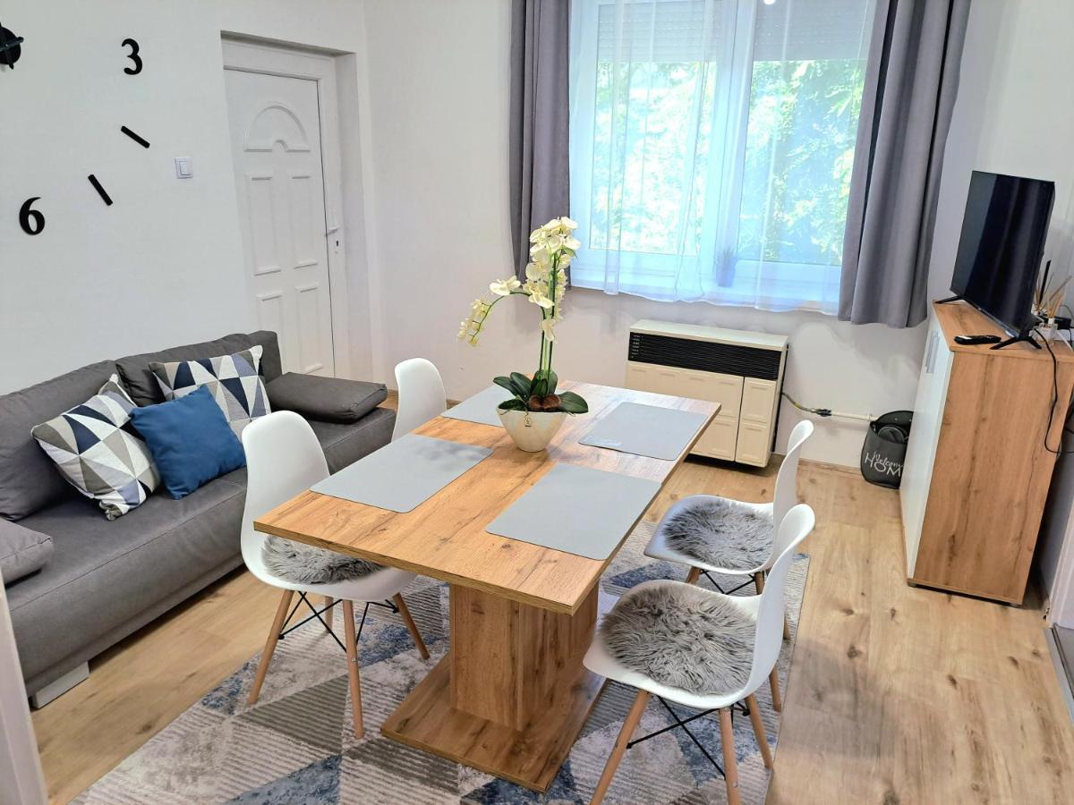 Belvarosi Lux Apartman Вашарошнамень Экстерьер фото